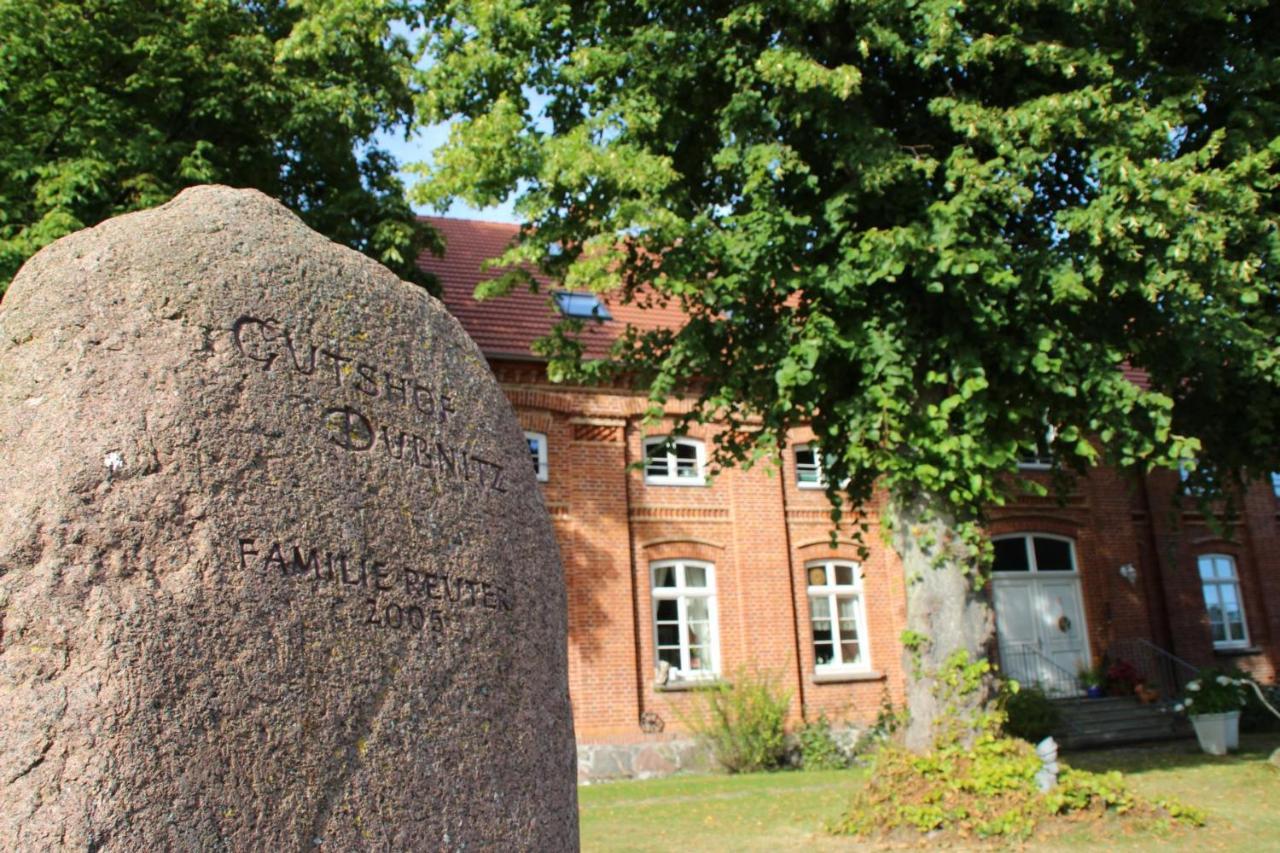 Gutshof Dubnitz - Ferienwohnung 1 "Carlo" ซาสนิทซ์ ภายนอก รูปภาพ